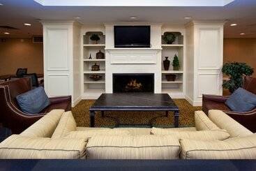هتل Holiday Inn Express Indianapolis Airport, An Ihg