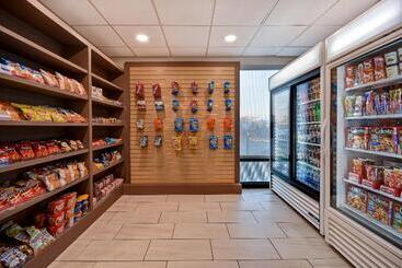 هتل Holiday Inn Express & Suites Allentown Dorney Park Area, An Ihg