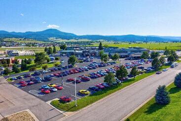 هتل Holiday Inn Spearfish Convention Center, An Ihg
