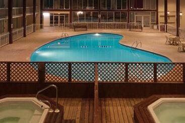 هتل Holiday Inn Spearfish Convention Center, An Ihg