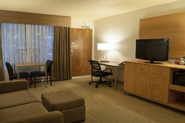 هتل Holiday Inn Spearfish Convention Center, An Ihg