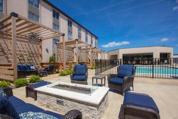 هتل Holiday Inn St Louis Sw   Route 66, An Ihg