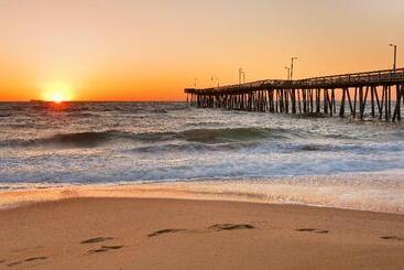 هتل Holiday Inn Va Beach Oceanside 21st St, An Ihg