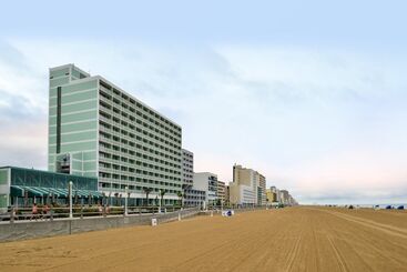 هتل Holiday Inn Va Beach Oceanside 21st St, An Ihg