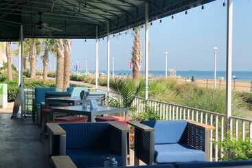 هتل Holiday Inn Va Beach Oceanside 21st St, An Ihg