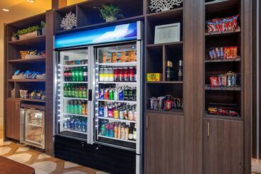هتل Holiday Inn Va Beach Oceanside 21st St, An Ihg