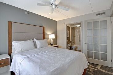 هتل Homewood Suites By Hilton Bostonpeabody
