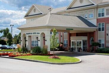 هتل Homewood Suites By Hilton Buffaloairport