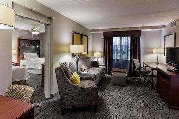 هتل Homewood Suites By Hilton Buffaloairport