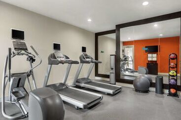 هتل Addison Suites