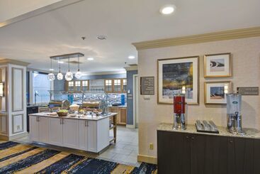 هتل Homewood Suites By Hilton Windsor Locks Hartford
