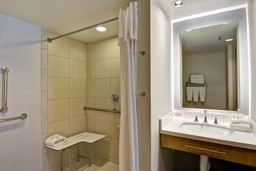 هتل Homewood Suites By Hilton Windsor Locks Hartford