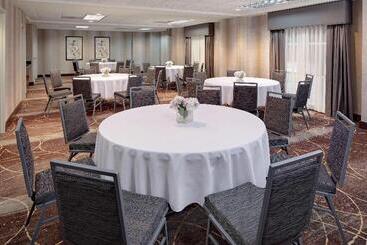 هتل Homewood Suites By Hilton Minneapolismall Of America