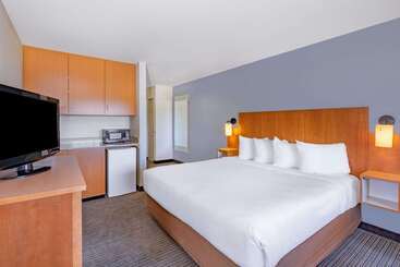 هتل La Quinta By Wyndham Helena