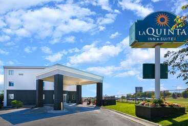 هتل La Quinta By Wyndham Helena