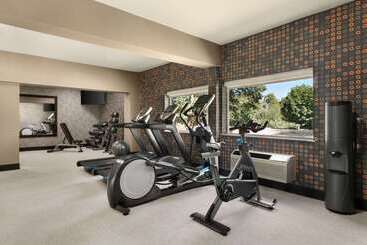 هتل La Quinta By Wyndham Salem Or
