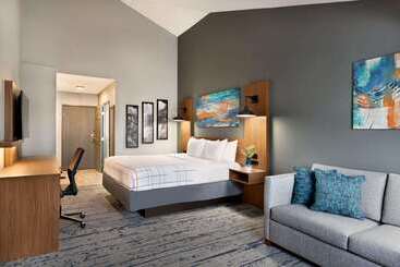 هتل La Quinta By Wyndham Salem Or