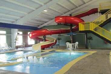 هتل Lakeside Resort & Conference Center