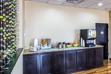هتل Quality Inn & Suites Moline  Quad Cities