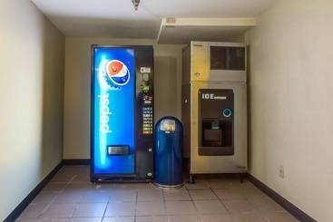 هتل Quality Inn & Suites Moline  Quad Cities