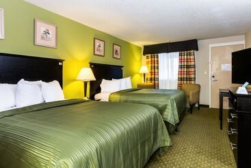 هتل Quality Inn & Suites Moline  Quad Cities
