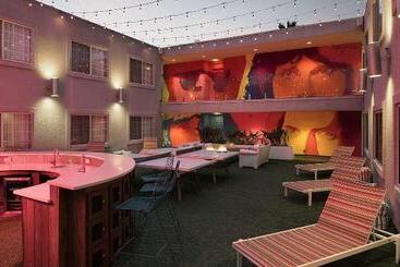 هتل The Kinney  Venice Beach
