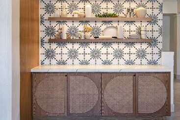 هتل Virginia Santa Barbara, Tapestry Collection By Hilton