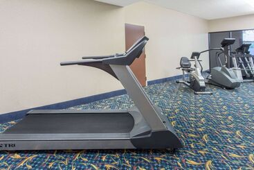 هتل Wyndham Garden Conference Center Champaign/urbana
