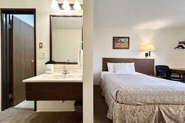 مُتل Homestead Inn