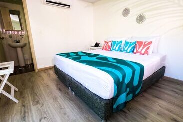 هتل Caribbean Coral