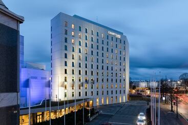 هتل Courtyard Tampere City