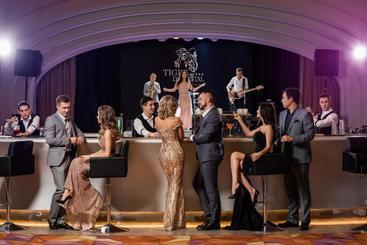 בית מלון כפרי Tigre De Cristal Resort & Casino Vladivostok