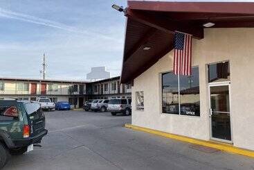 هتل Dunes Inn Alamosa