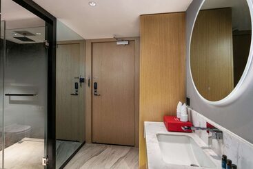هتل Ramada By Wyndham Yangzhou Slender West Lake