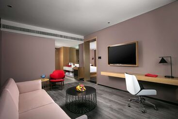 هتل Ramada By Wyndham Yangzhou Slender West Lake