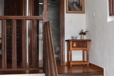 La Casita Del Corralon