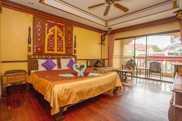 هتل Ayodhaya Palace Beach Resort   Sha Plus Certified