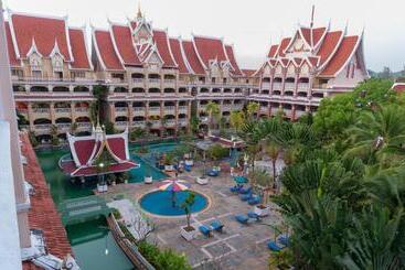 هتل Ayodhaya Palace Beach Resort   Sha Plus Certified