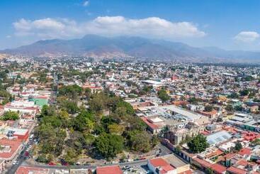 هتل Grand Fiesta Americana Oaxaca