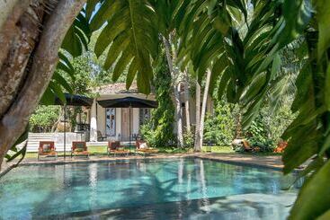 هتل Haritha Villas & Spa