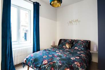 Théâtre Sinne Luxury Apartment
