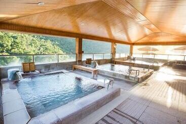 هتل Dong Tair Spa