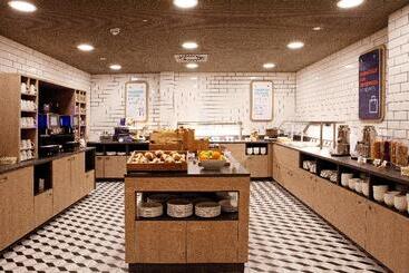 هتل Holiday Inn Express Trier, An Ihg