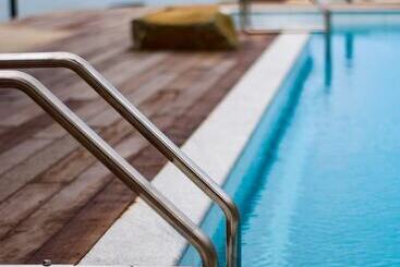 هتل Moana Sands Lagoon Resort - Adults Only