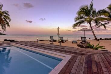 هتل Moana Sands Lagoon Resort - Adults Only