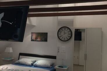 Lorenz Apartment 2