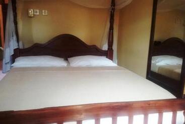 پانسیون Transit Motel Ukonga