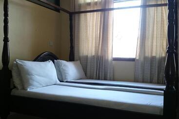 پانسیون Transit Motel Ukonga