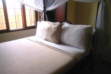 پانسیون Transit Motel Ukonga