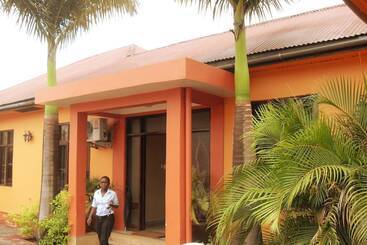 پانسیون Transit Motel Ukonga